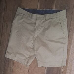 CREMIEUX Performance Men's Tan Shorts Size 36